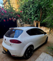 moyenne-berline-seat-leon-2012-kolea-tipaza-algerie