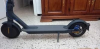 Scooter Electric Xiaomi Mi 3 Avec Chargeur Neuf.