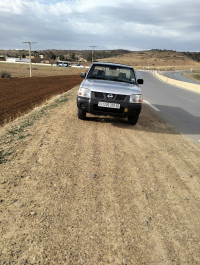 utilitaire-nissan-pickup-2010-chlef-algerie