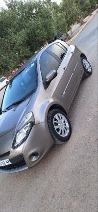 سيارات-renault-clio-3-2012-مازونة-غليزان-الجزائر