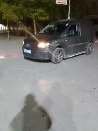 voitures-volkswagen-caddy-2017-el-eulma-setif-algerie