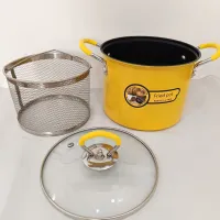 Marmite à frire et friteuse avec panier et couvert filtrant 2L