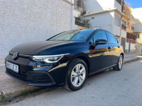 voitures-volkswagen-golf-8-2023-oran-algerie