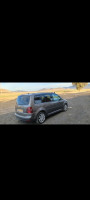 voitures-volkswagen-touran-2009-batna-algerie