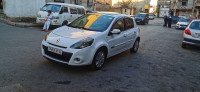 voitures-renault-clio-3-2011-night-and-day-bab-ezzouar-alger-algerie