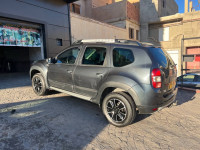 voitures-dacia-duster-2016-valley-laureate-tiaret-algerie