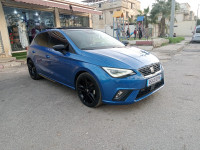 voitures-seat-ibiza-2023-fr-black-edition-hussein-dey-alger-algerie