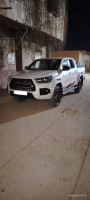 voitures-toyota-hilux-2024-gr-djelfa-algerie