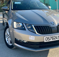 voitures-skoda-octavia-2018-business-djemorah-biskra-algerie