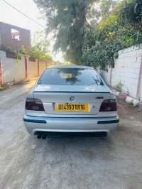 BMW Série 5 2001 