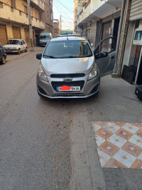 voitures-chevrolet-new-spark-2014-luxe-les-eucalyptus-alger-algerie