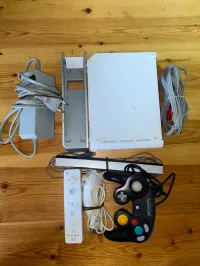 Wii flache avec tous ses accessoires