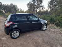 voitures-suzuki-swift-2015-gouraya-tipaza-algerie