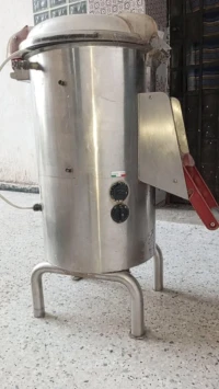 Eplucheuse pomme de terre (الة تقشير البطاطا)