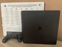 PlayStation 4 Slim 1TB Non flashée avec GTA 5