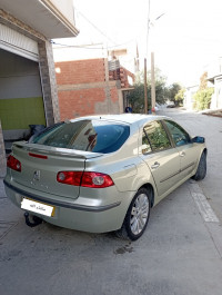 voitures-renault-laguna-2-2001-dinamique-belimour-bordj-bou-arreridj-algerie