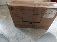 Écran HP v221 FHD