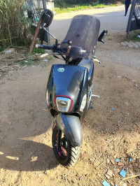 motos-et-scooters-vms-cuxi-2-2023-draria-alger-algerie