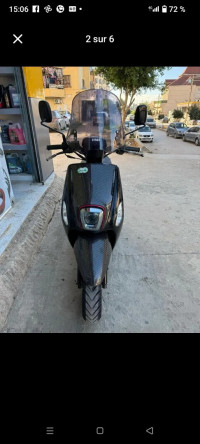 motos-et-scooters-vms-cuxi-2-2023-draria-alger-algerie