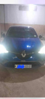 voitures-renault-clio-5-2023-rs-line-mostaganem-algerie