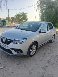 voitures-renault-symbol-2018-djelfa-algerie