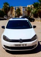 moyenne-berline-volkswagen-golf-6-2012-style-les-eucalyptus-alger-algerie