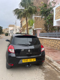 voitures-renault-clio-3-2010-night-and-day-mostaganem-algerie