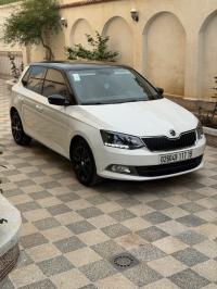 سيارات-skoda-fabia-2017-style-avec-toit-panoramique-أولاد-يعيش-البليدة-الجزائر