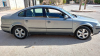 voitures-volkswagen-passat-2002-msila-algerie