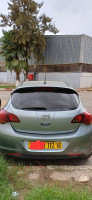 voitures-opel-astra-2012-bab-ezzouar-alger-algerie