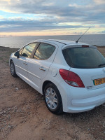 voitures-peugeot-207-2012-fennec-ain-smara-constantine-algerie