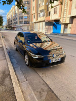 automobiles-volkswagen-golf-8-2021-bouira-algerie