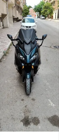 Yamaha T max 562 2024