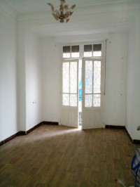 appartement-vente-f3-alger-centre-algerie