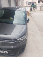 fourgon-fiat-doblo-2023-setif-algerie