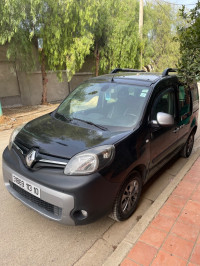 voitures-renault-kangoo-2013-bouira-algerie