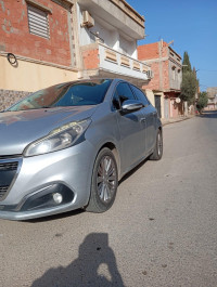 voitures-peugeot-208-2019-ain-el-turck-oran-algerie