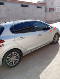 voitures-peugeot-208-2019-ain-el-turck-oran-algerie