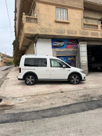 voitures-volkswagen-caddy-2017-alltrak-batna-algerie