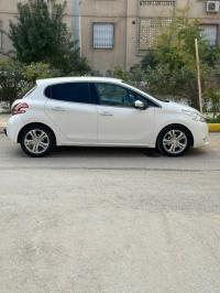 سيارات-peugeot-208-2013-allure-قسنطينة-الجزائر