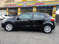 voitures-kia-rio-5-portes-2013-style-oued-athmania-mila-algerie