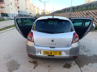 voitures-renault-clio-3-2011-night-and-day-alger-centre-algerie