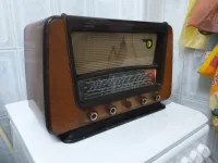 Ancienne radio Schneider