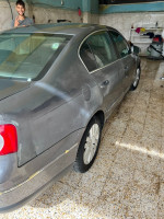 voitures-volkswagen-passat-2005-les-eucalyptus-alger-algerie