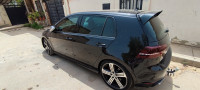 moyenne-berline-volkswagen-golf-7-2015-r-hadjout-tipaza-algerie