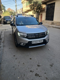 voitures-dacia-sandero-2018-stepway-bordj-el-kiffan-alger-algerie