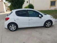 Peugeot 207 2012 