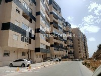 شقة-بيع-4-غرف-عنابة-الجزائر