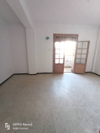 appartement-location-f3-annaba-algerie