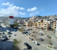 appartement-location-f4-annaba-algerie